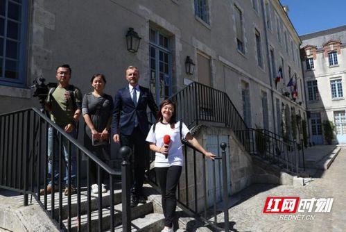 青岛老火腿爆料事件视频,揭秘食品安全背后的惊人真相 第1张 青岛老火腿爆料事件视频,揭秘食品安全背后的惊人真相 第1张